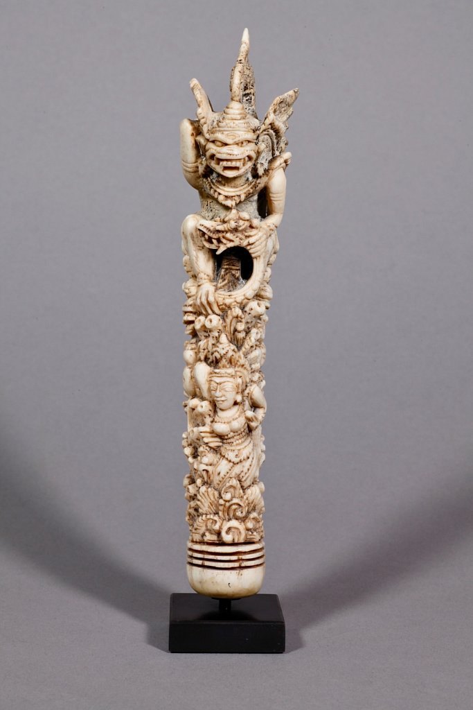 Poignee-darme-Bali-GM-1.jpg